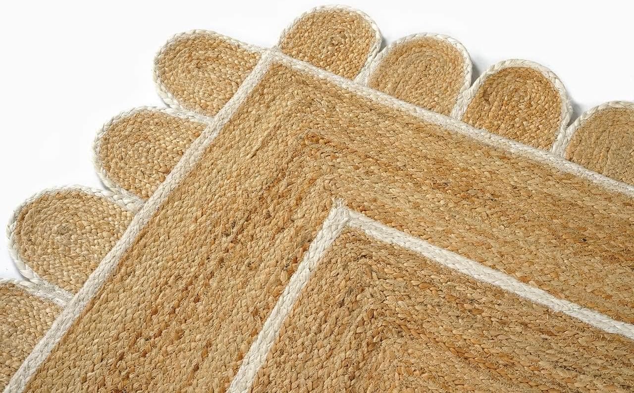 Skotor Living Scalloped Jute Rug