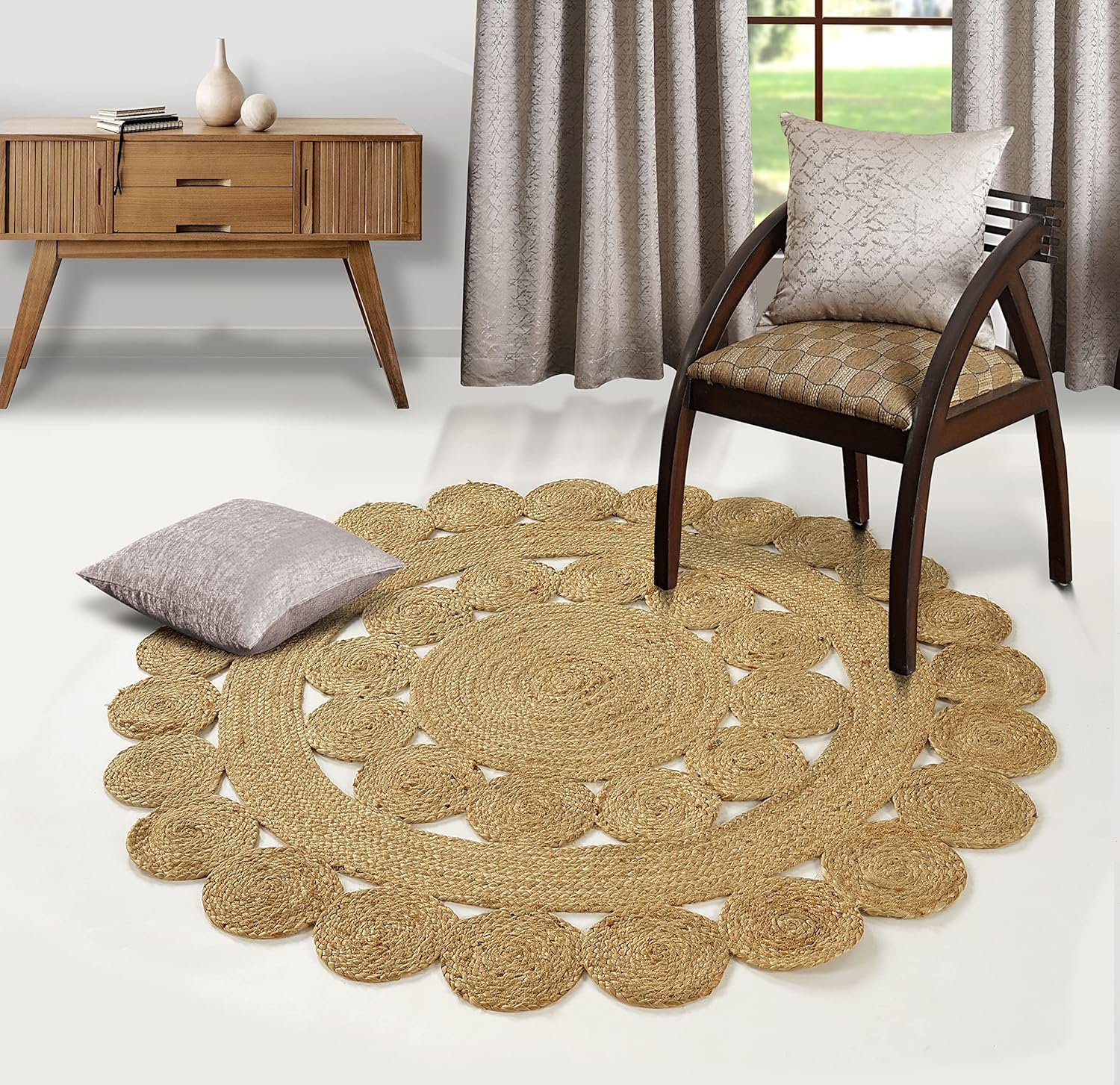 Skotor Living Handwoven  Jute Area Rug