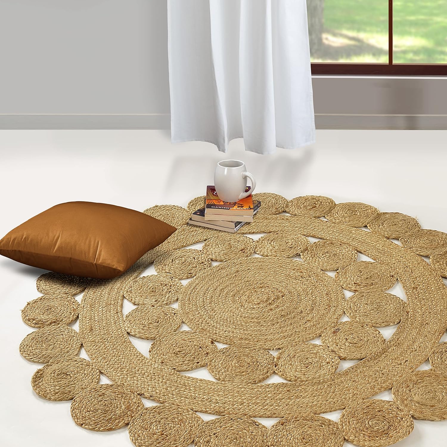 Skotor Living Handwoven  Jute Area Rug