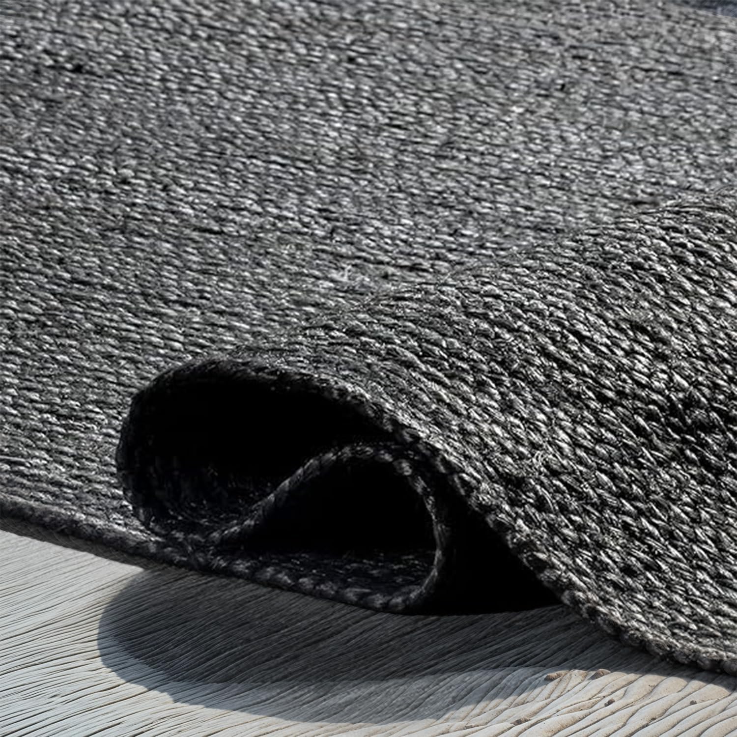 Skotor Living Round jute rug